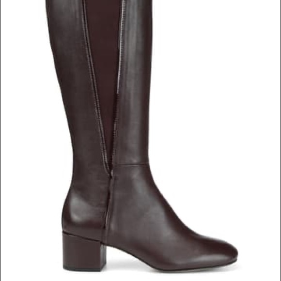Donald Pliner Camille boots in Black - Picture 2 of 5